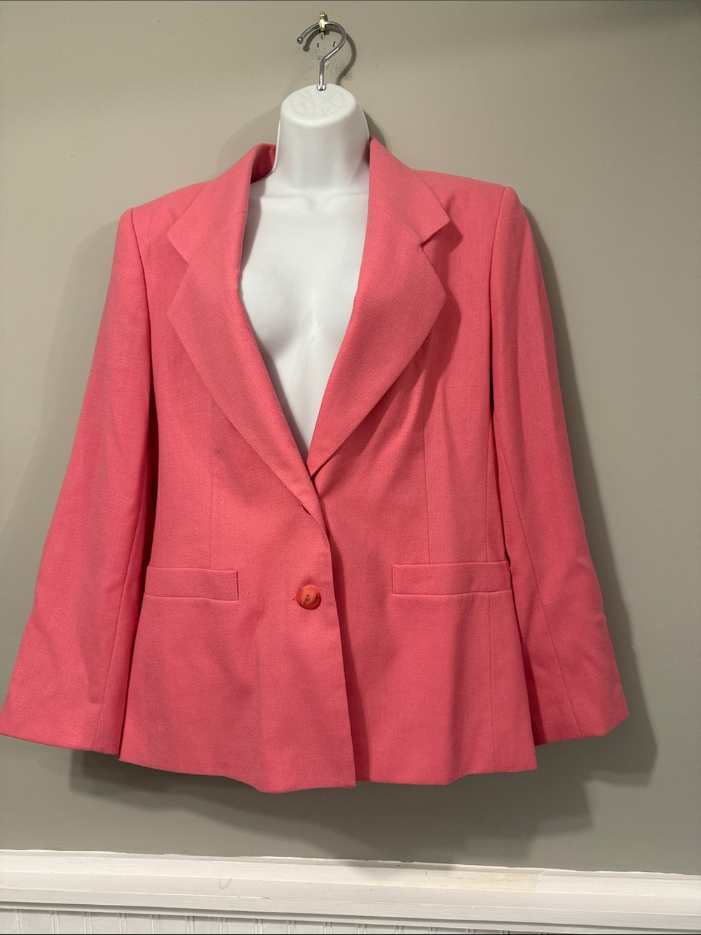 Stefi Lara 100% Wool Coral Pink Single-Button Tailored Blazer